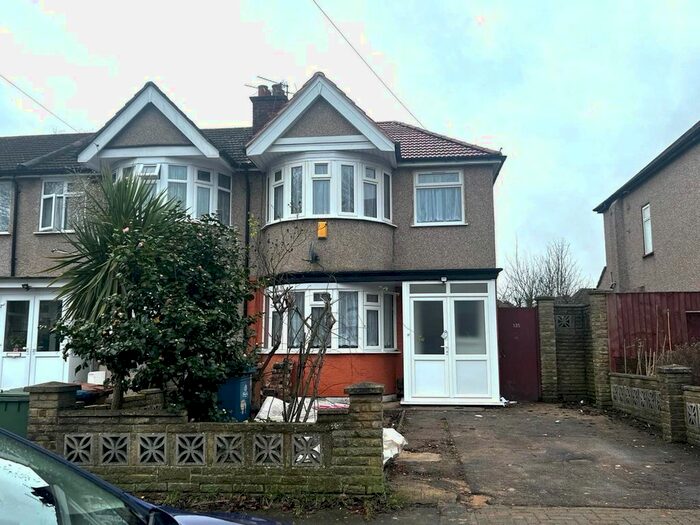 3 Bedroom End Of Terrace House To Rent In Kings Road, Harrow, HA2