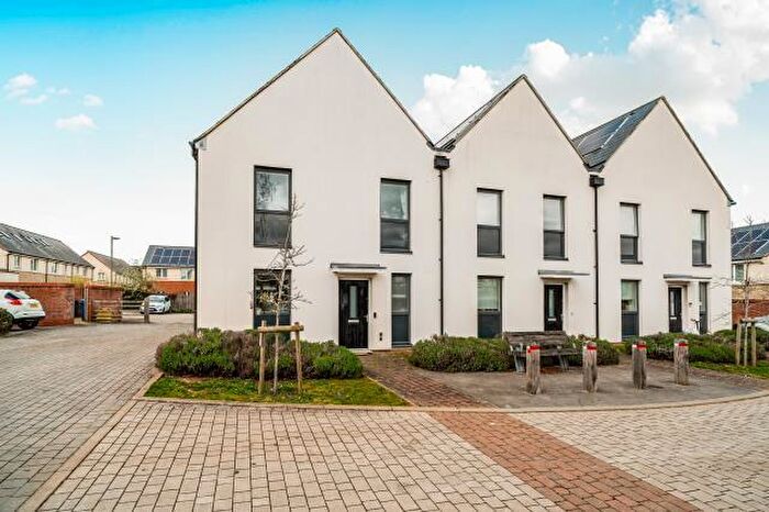 3 Bedroom End Of Terrace House For Sale In Morello Close, Bicester, OX27