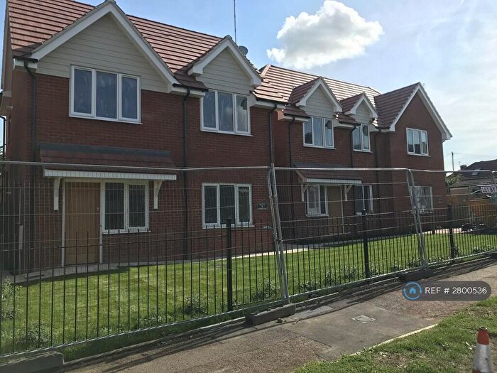 2 Bedroom Flat To Rent In Mill House, Westcliff-On-Sea, SS0