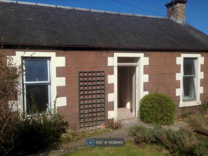 2 Bedroom Bungalow To Rent In Perth Street, Blairgowrie, PH10
