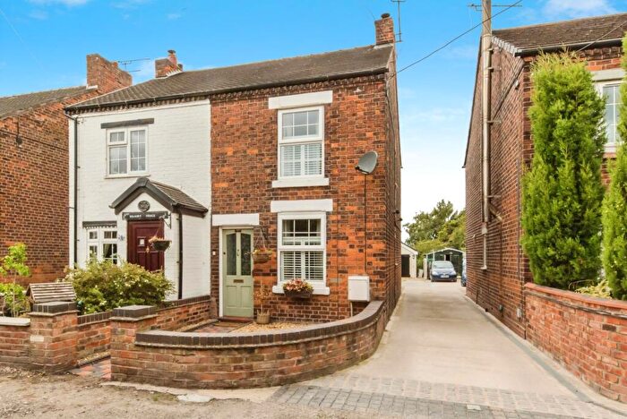 2 Bedroom Semi-Detached House For Sale In Ettiley Avenue, Sandbach, Cheshire, CW11