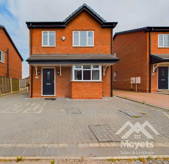 3 Bedroom Detached House To Rent In Meadowbrook Rise, Blackburn, BB2