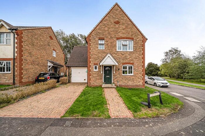 4 Bedroom Detached House For Sale In Spinage Close, Faringdon, Oxfordshire, SN7