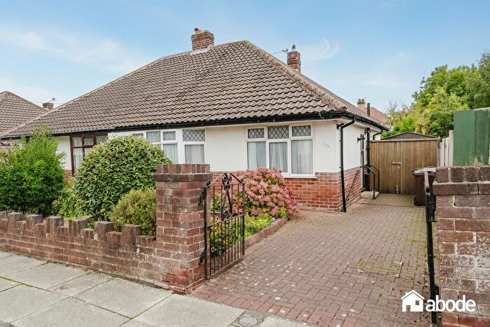 2 Bedroom Bungalow For Sale In Greenway, Crosby, Liverpool, L23