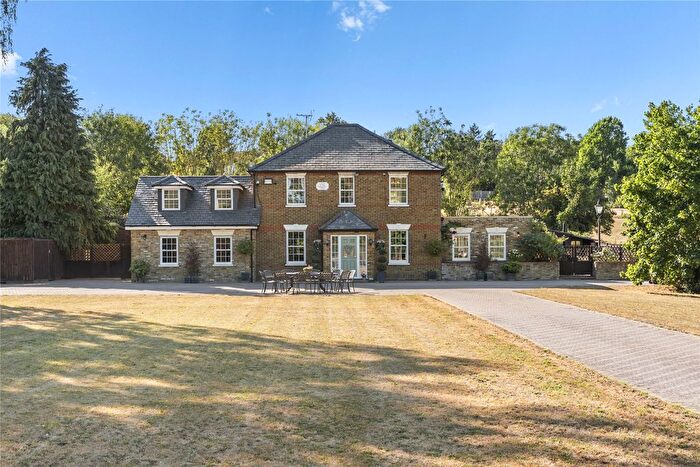 7 Bedroom Detached House For Sale In Lower Hartlip Road, Hartlip, Sittingbourne, Kent, ME9
