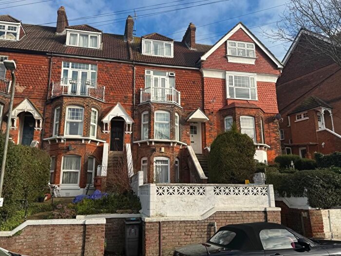 4 Bedroom Block Of Flats For Sale In Castle Avenue, Dover, Kent, CT16