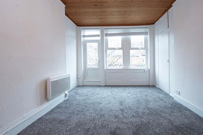 1 Bedroom Flat To Rent In Ashlake Road, London, SW16