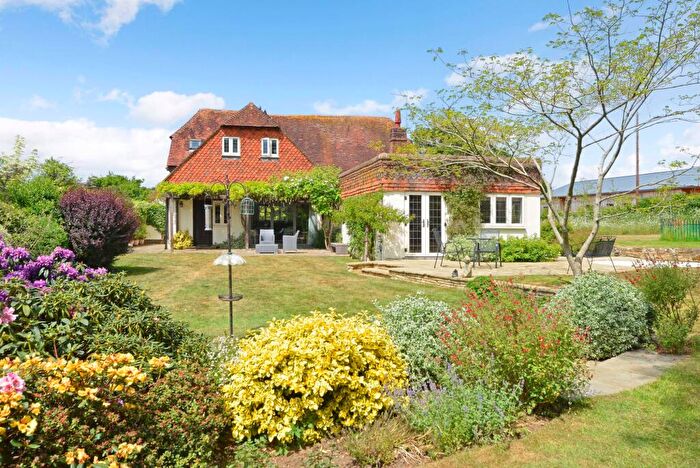 6 Bedroom Detached House For Sale In Knowle Lane, Snoxhall Knowle Lane, GU6