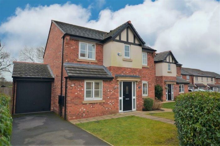 4 Bedroom Detached House For Sale In Ribble Close, Holmes Chapel, CW4