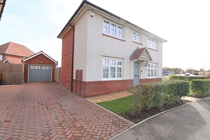 4 Bedroom Detached House For Sale In Ansell Street, Langdon Hills, Basildon, Essex, SS16