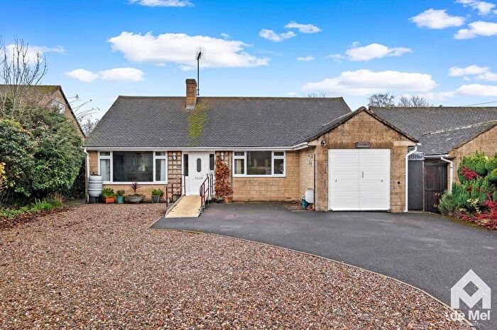 4 Bedroom Bungalow For Sale In Becketts Lane, Greet, GL54