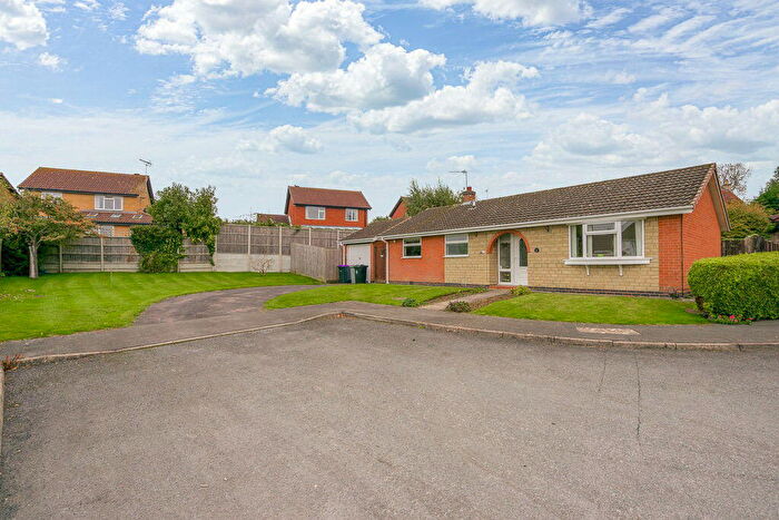 2 Bedroom Detached Bungalow For Sale In Woburn Drive In Grantham, NG31