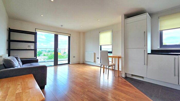 1 Bedroom Flat To Rent In Jupiter House, Turner Street, London, E16