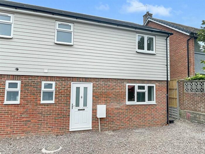 3 Bedroom Semi-Detached House For Sale In Victoria Road, Wilton, Salisbury, SP2