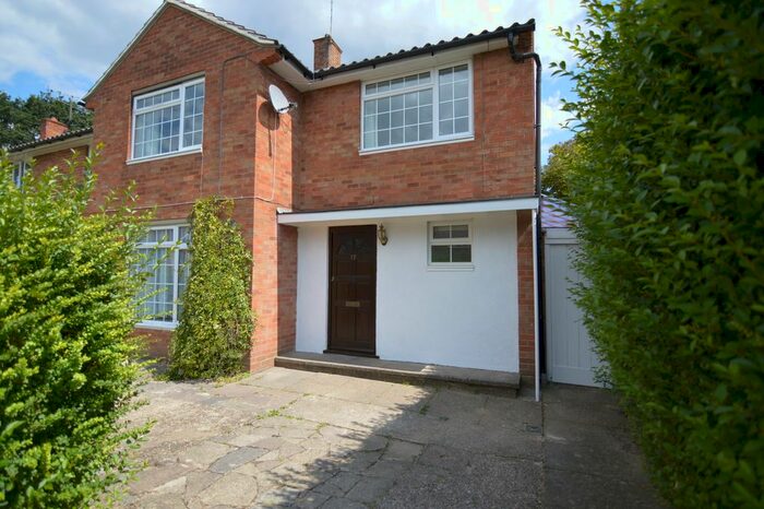 4 Bedroom End Of Terrace House To Rent In Rickman Close, Bracknell, RG12