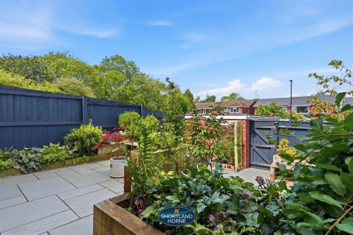 3 Bedroom Semi Detached House For Sale In Blandford Drive, Clifford Park, CV2