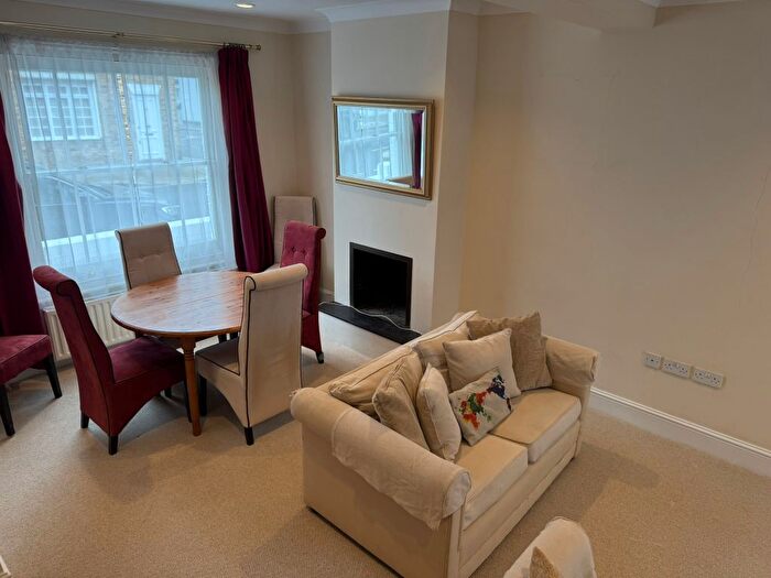 3 Bedroom Terraced House To Rent In Orbain Road, Fulham, London, SW6