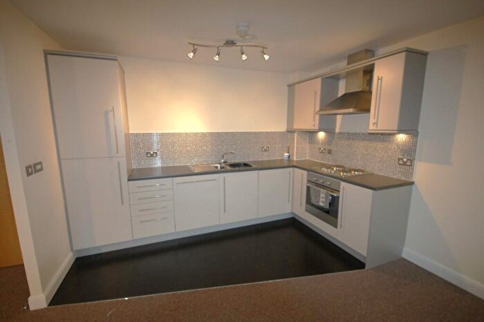 2 Bedroom Apartment For Sale In Wren Nest Mill, Glossop Brook Rd, Glossop, **Parking**, SK13