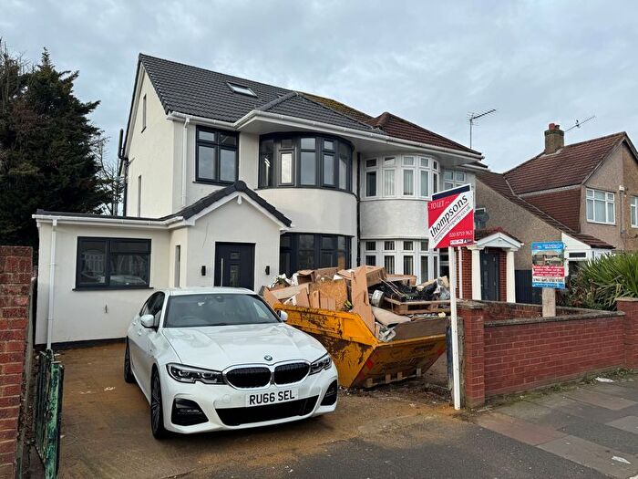 5 Bedroom Semi Detached House To Rent In Langley Crescent, Harlington, Hayes, UB3