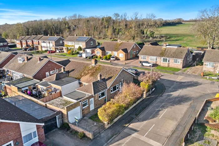 2 Bedroom Bungalow For Sale In Albert Road, Finedon, Northamptonshire, NN9