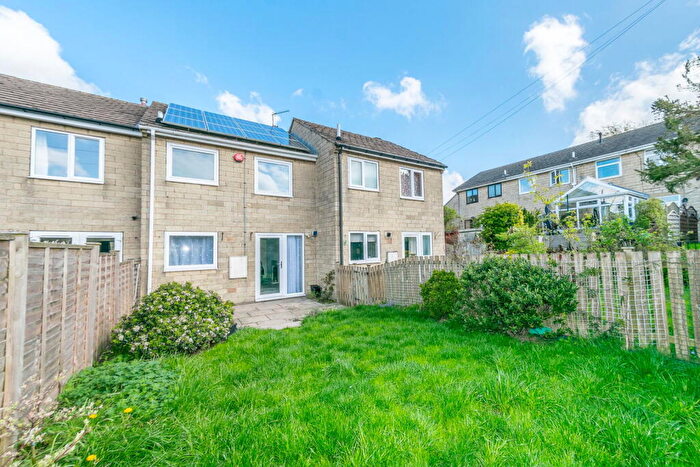 2 Bedroom Terraced House For Sale In Lydgate, Lepton, Huddersfield, HD8