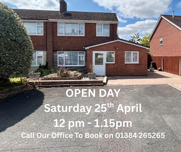 4 Bedroom Semi Detached House For Sale In Brandon Way, Quarry Bank, Brierley Hill, DY5