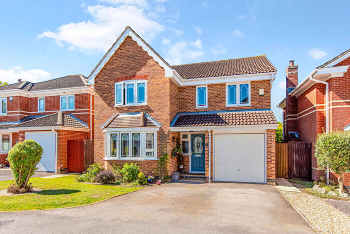4 Bedroom House For Sale In Sovereign Crescent, Titchfield Common, PO14