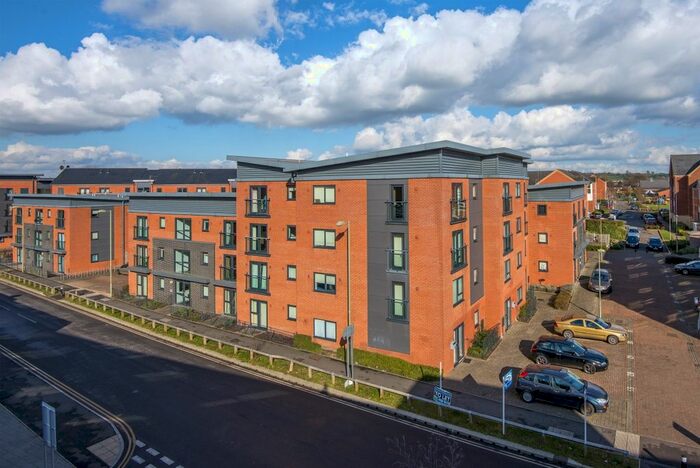 2 Bedroom Flat To Rent In Marshall Road, Banbury, OX16