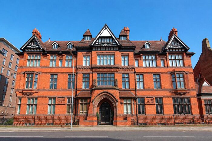 2 Bedroom Apartment For Sale In Stowell Street, Liverpool, Merseyside, L7