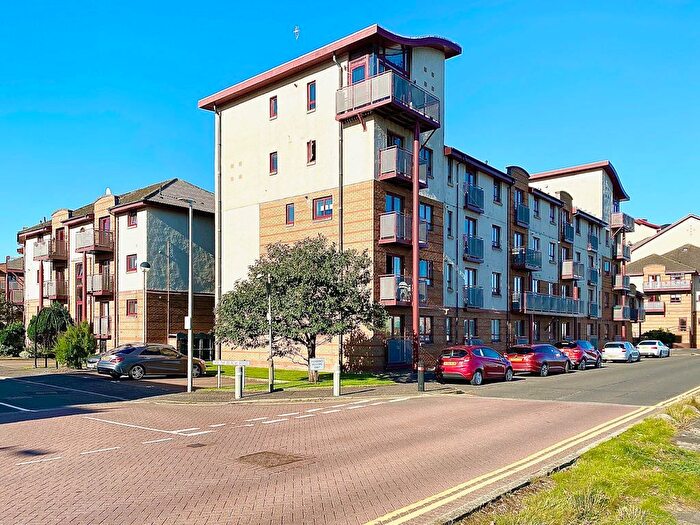 3 Bedroom Flat For Sale In Rowallan Court, South Beach Road, Ayr, KA7