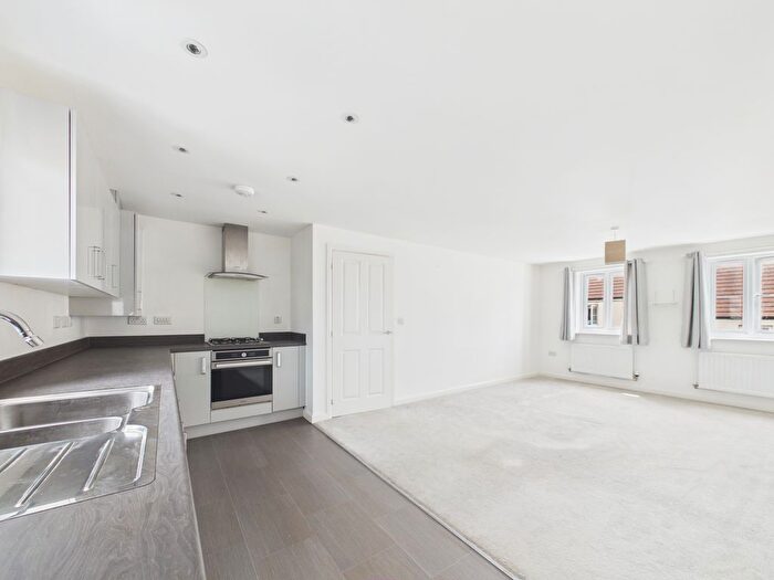 2 Bedroom Flat For Sale In Feeding Field Close, Hayle, TR27