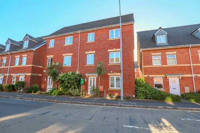 1 Bedroom Town House To Rent In Ffordd Mograig, Llanishen, Cardiff, CF14