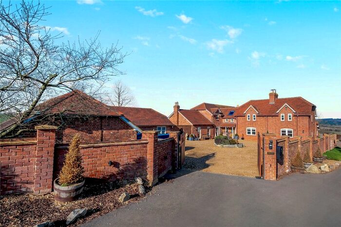 5 Bedroom Detached House For Sale In Holdenby Road, East Haddon, Northampton, Northamptonshire, NN6
