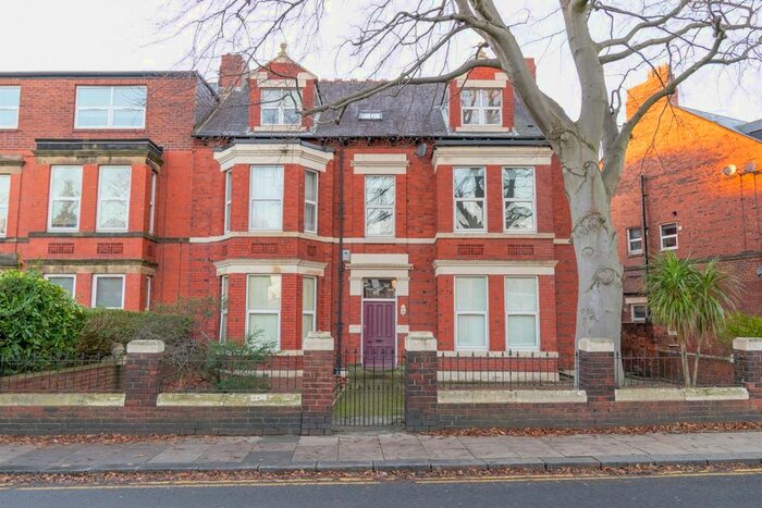 3 Bedroom Flat To Rent In Osborne Road, Jesmond, Newcastle Upon Tyne NE2