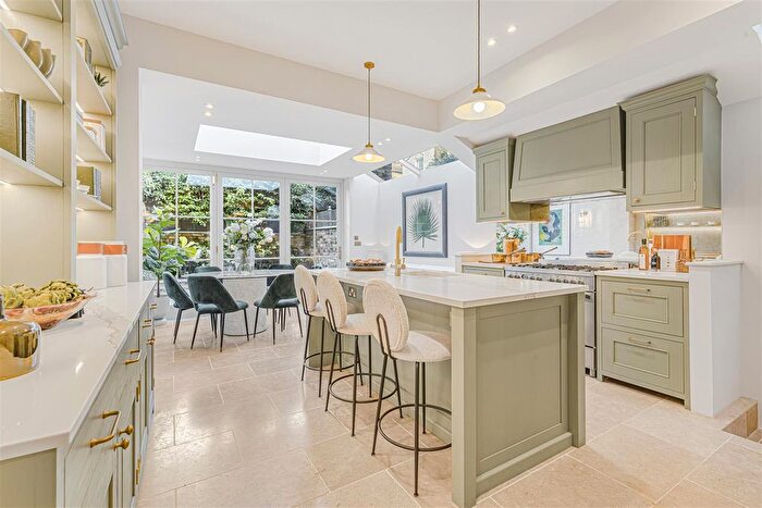 5 Bedroom Terraced House For Sale In Oakbury Road, Fulham, SW6