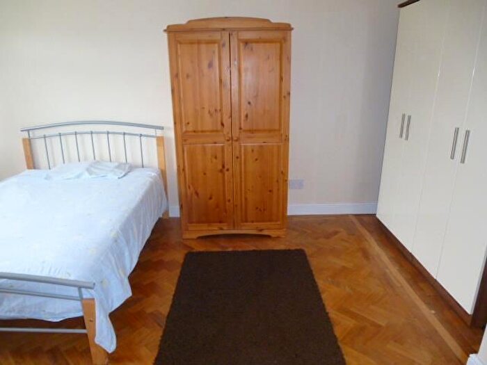 2 Bedroom Bungalow To Rent In Chamberlain Row, Dinas Powys, CF64