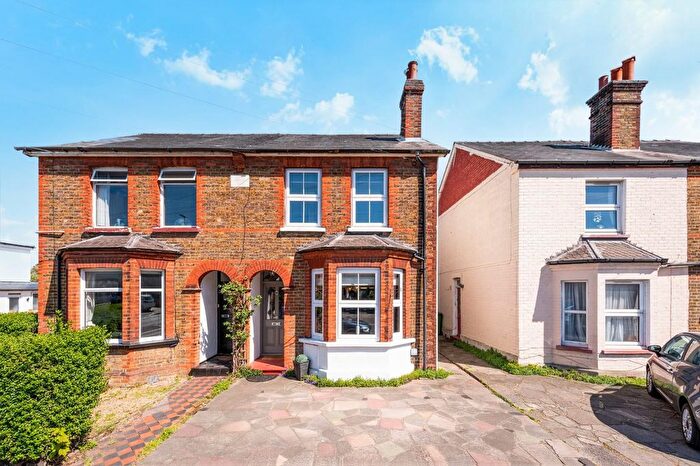 3 Bedroom Semi-Detached House For Sale In Hook Road, Epsom, KT19