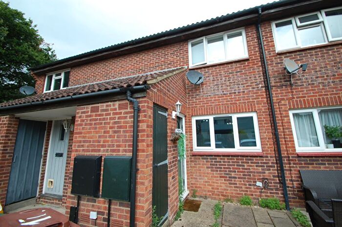 1 Bedroom Maisonette To Rent In Sunkist Way, Wallington, SM6