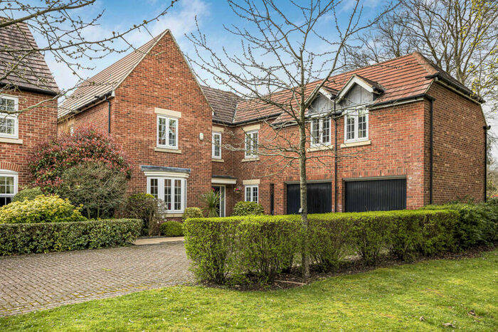 5 Bedroom Detached House For Sale In Chilton Field Way, Chilton, OX11