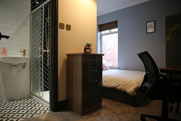 4 Bedroom Terraced House To Rent In Stanley Street, Derby, DE22