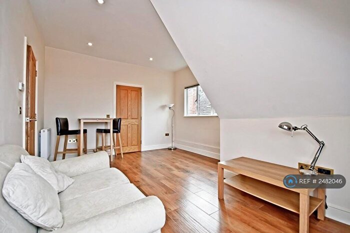 1 Bedroom Flat To Rent In London Road, Guildford, GU1