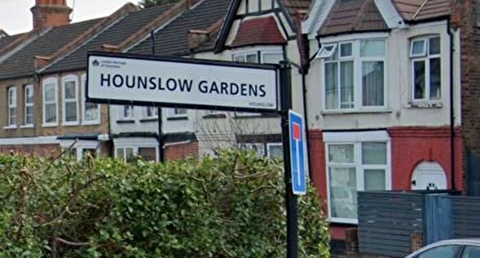 3 Bedroom Semi-Detached House To Rent In Hounslow Gardens, Hounslow, TW3