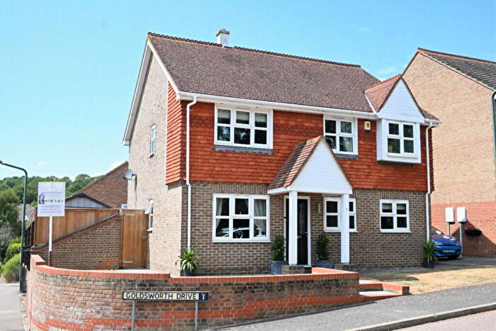 4 Bedroom Detached House For Sale In Goldsworth Drive, Strood, Rochester, ME2