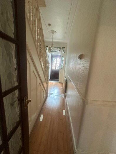 3 Bedroom Terraced House To Rent In Coventry Road, Ilford, IG1