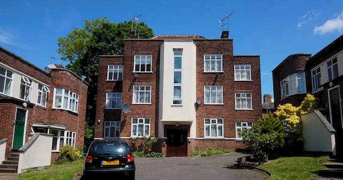 1 Bedroom Flat To Rent In Moss Hall Grove, London, N12