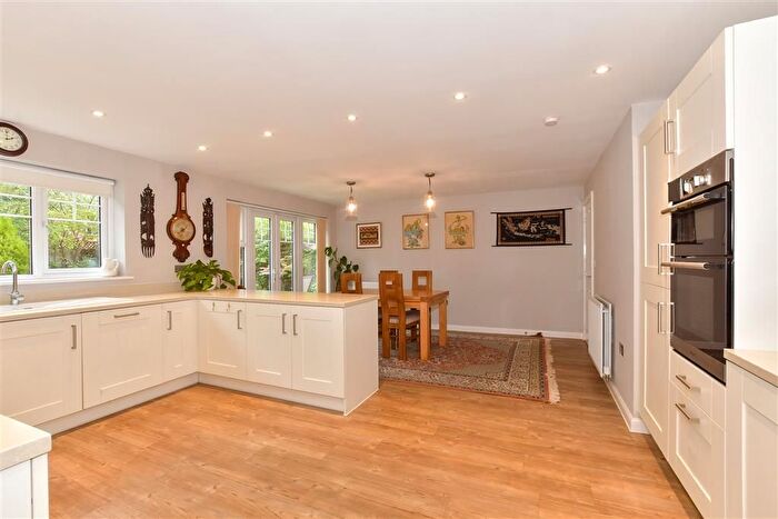 5 Bedroom Detached House For Sale In Rainbow Field, Faygate, Horsham, West Sussex, RH12