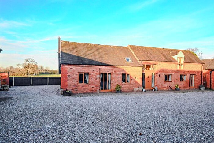 3 Bedroom Barn Conversion For Sale In Moreton Lane, Draycott-In-The-Clay, Ashbourne, DE6