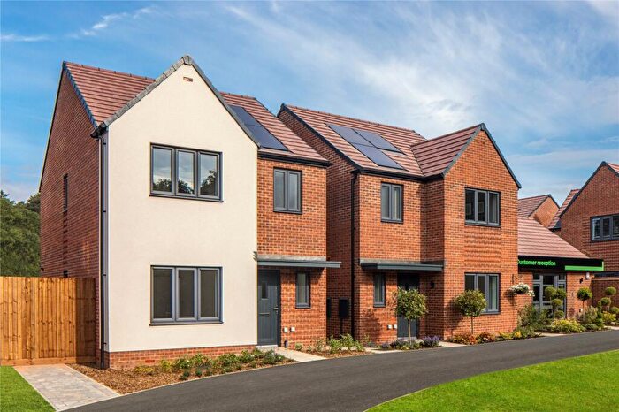 3 Bedroom Detached House For Sale In Swift Close, Woking, Surrey, GU22