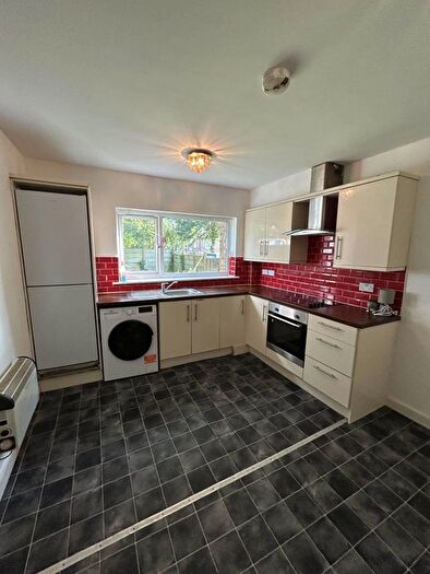 2 Bedroom Flat To Rent In Burnham Avenue, Llanrumney, Cardiff, CF3