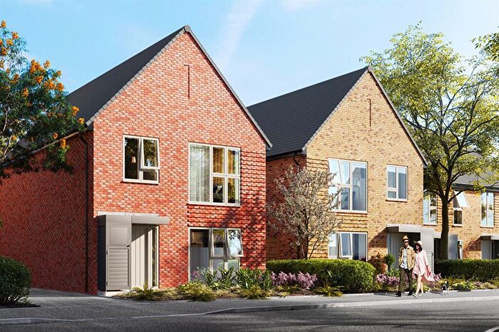 4 Bedroom Detached House To Rent In Windrow Close, Bolton, BL3